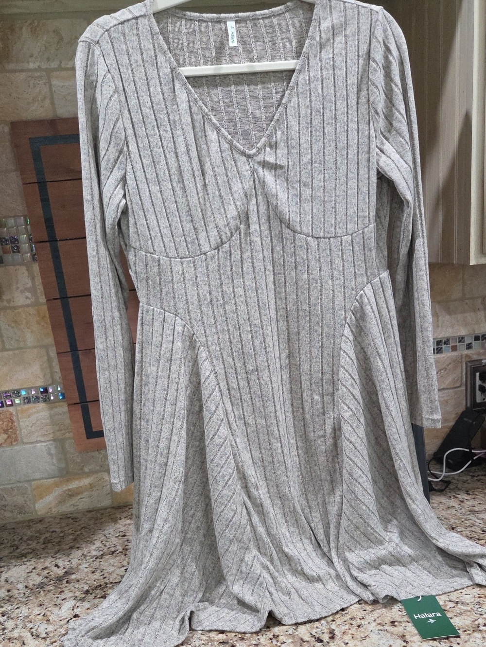 HALARA Light Gray Ribbed V‑Neck Long Sleeve Dress Size Large